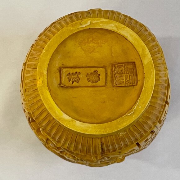VINTAGE YELLOW Hand Carved Chinese Lidded Jar - Picture 11 of 13